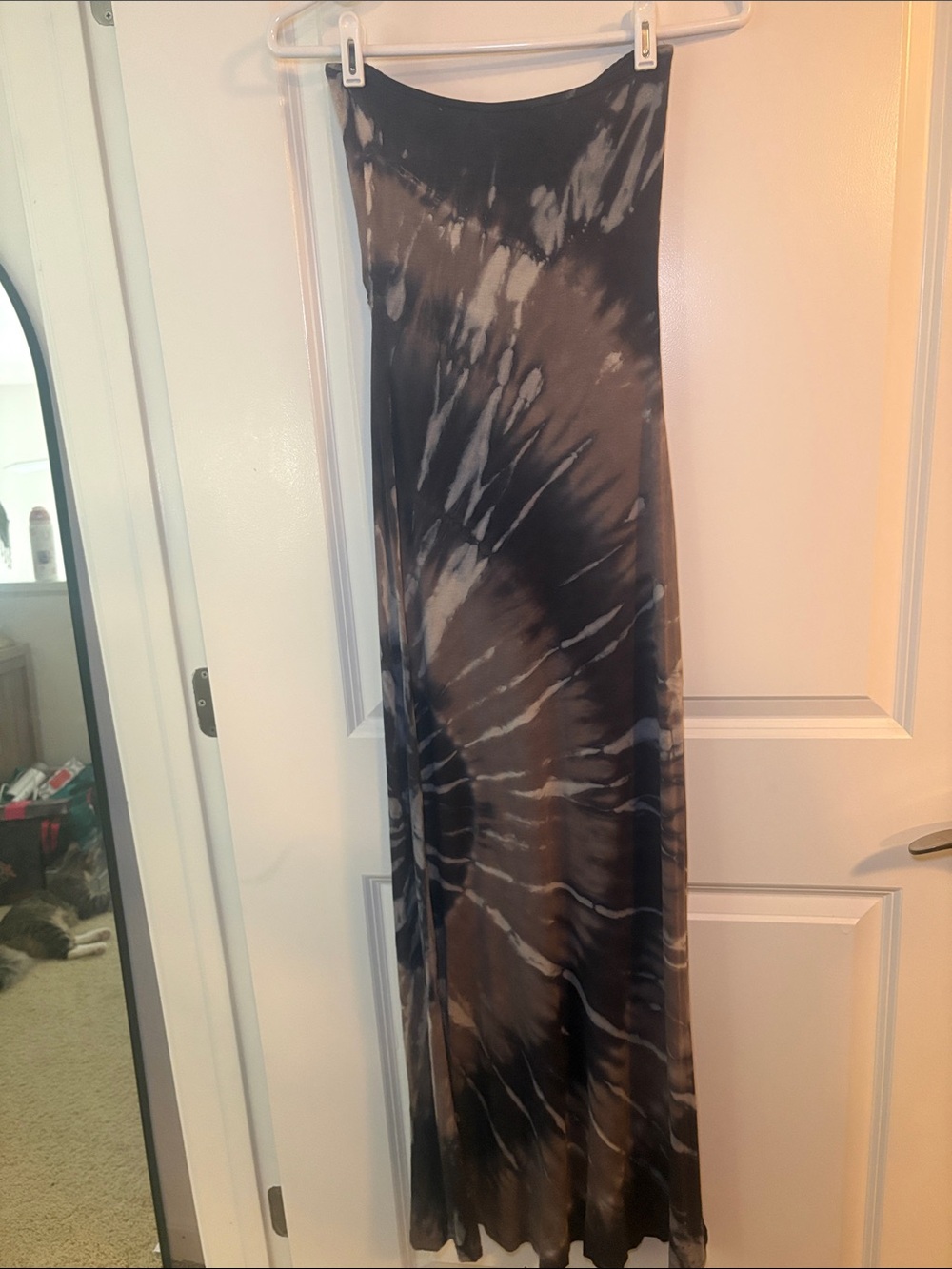 Sky Strapless Tie-Dye Maxi Dress in Black and Brown- Needs Minimal Repair 🪡🧵 - Picture 7 of 9